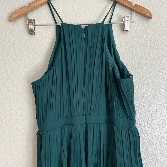 Came For Cocktails Emerald Green Pleated Tiered Lace Maxi Dress - Picture 5 of 8